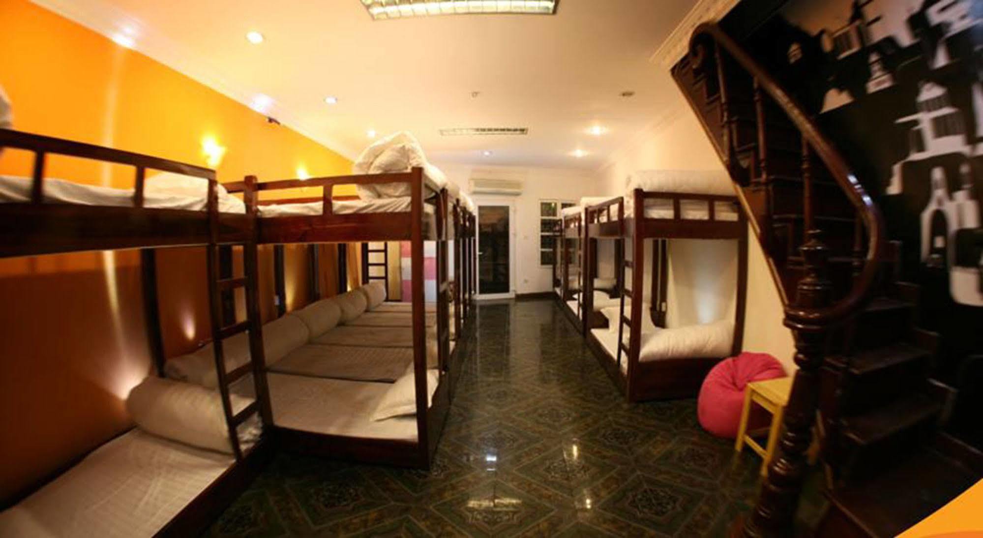 بيت شباب زوستاي باكباكرز هانوي المظهر الخارجي الصورة